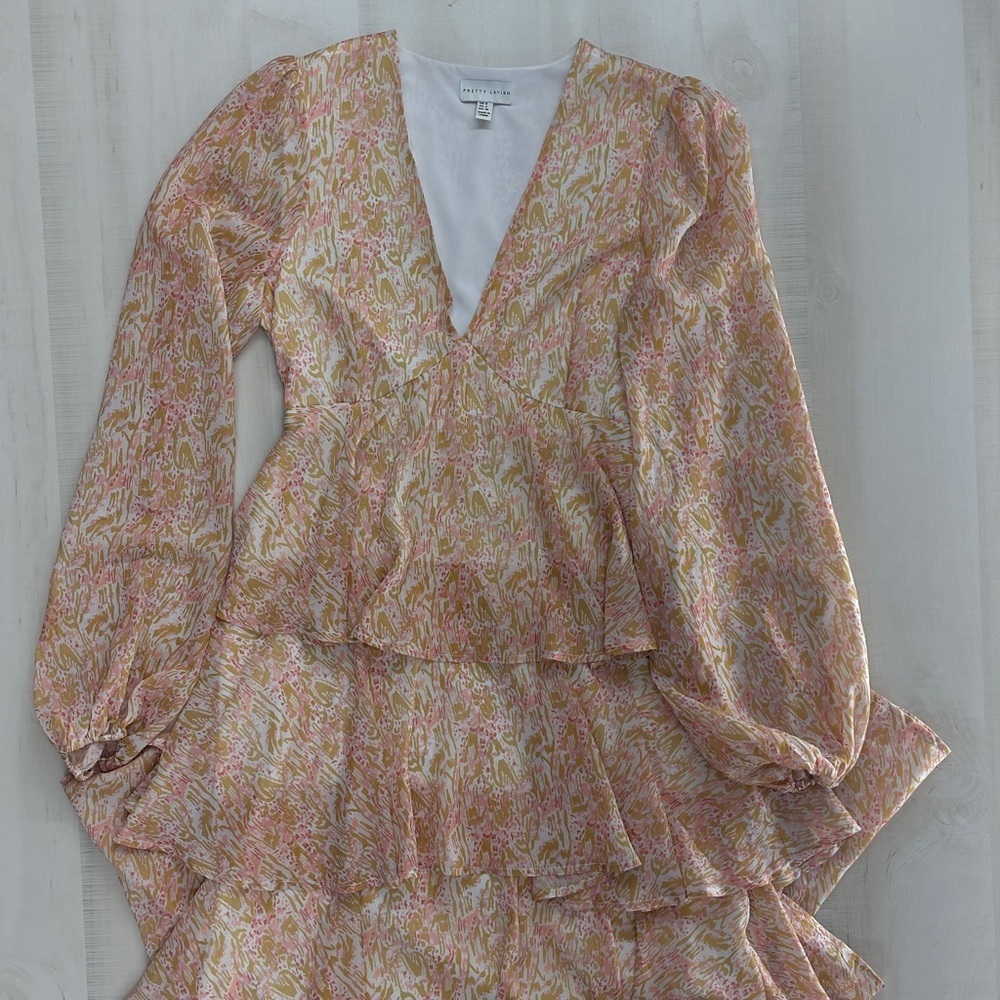 PRETTY LAVISH Ashton ruffle dress layered floral printed wedding vacation dress - Picture 6 of 7